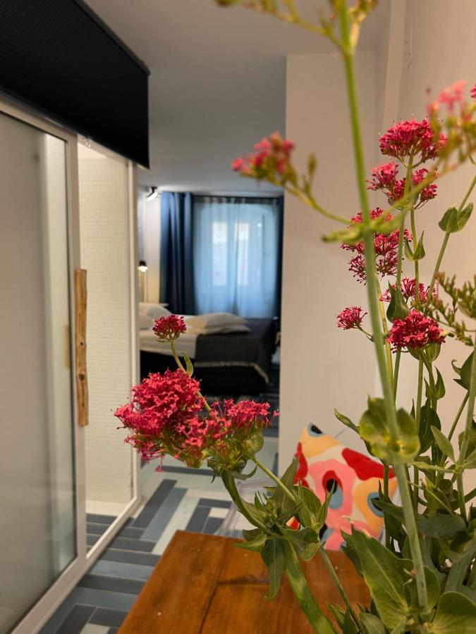 Cres B Studio Apartman Buitenkant foto